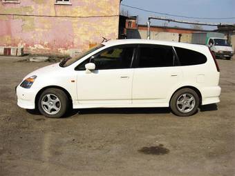 2000 Honda Stream Photos