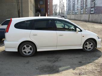 2000 Honda Stream Pictures