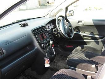 2000 Honda Stream Images
