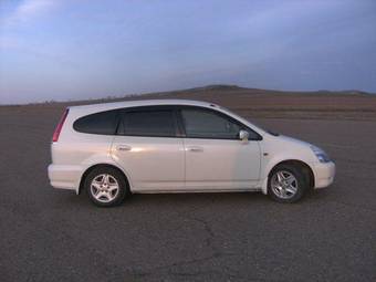 2000 Honda Stream Photos