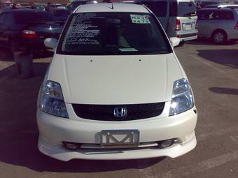 2000 Honda Stream Photos