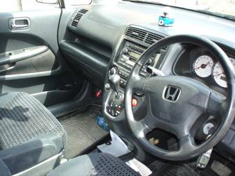 2000 Honda Stream Pics