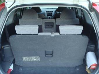 2000 Honda Stream Photos