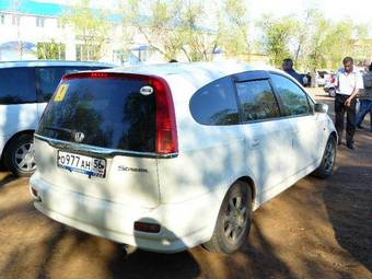 2000 Honda Stream Photos