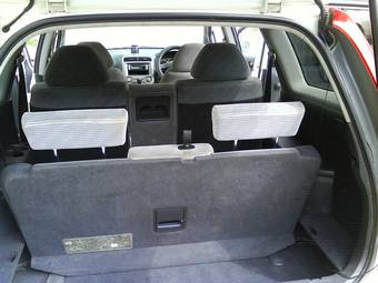 2000 Honda Stream Wallpapers