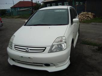 2000 Honda Stream Photos