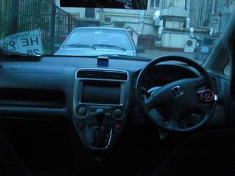 2000 Honda Stream Photos