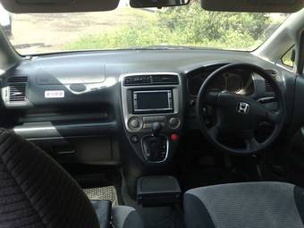 2000 Honda Stream Photos