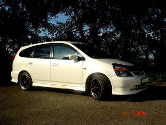 2000 Honda Stream Photos