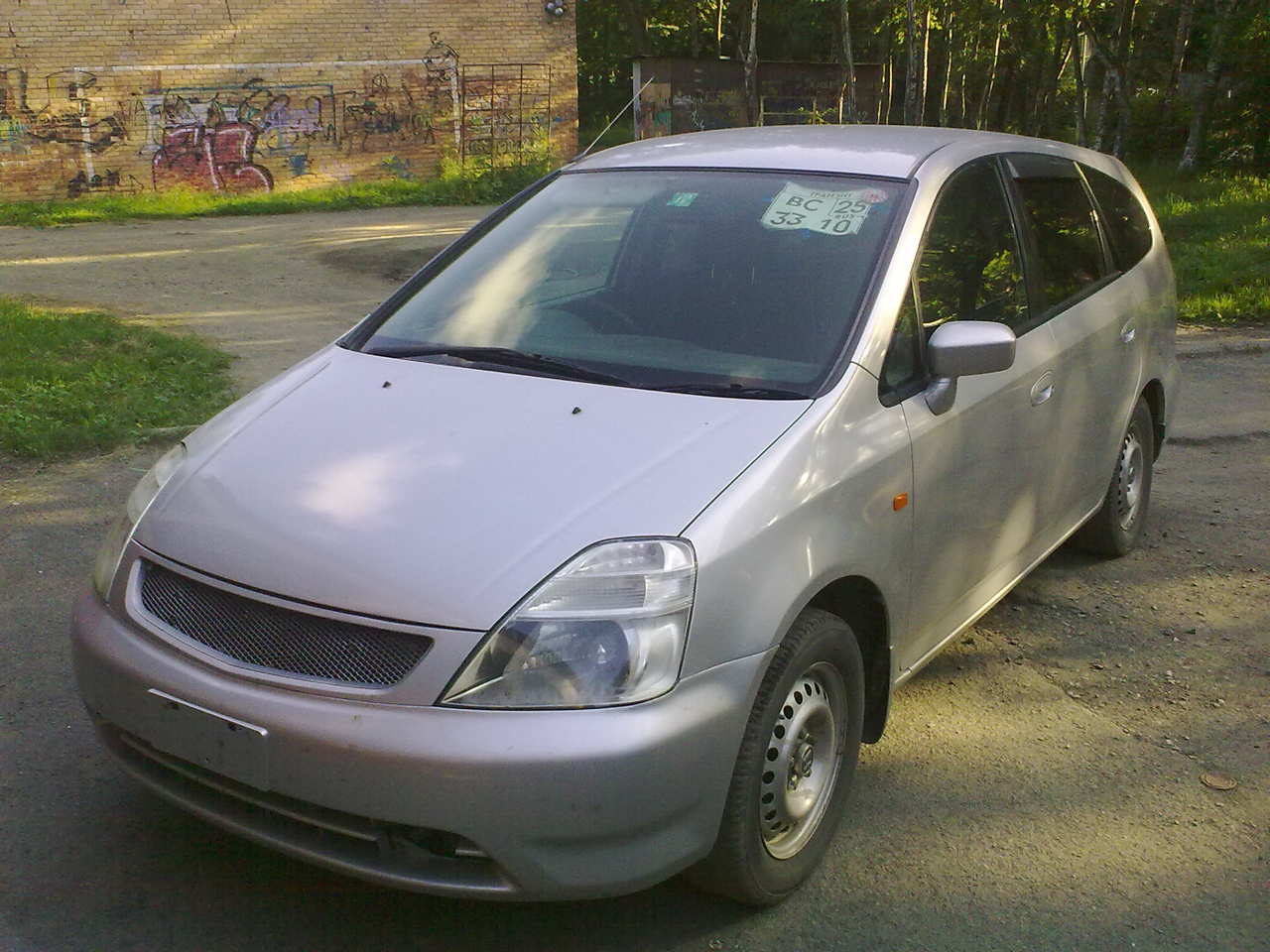 Хонда стрим 2000