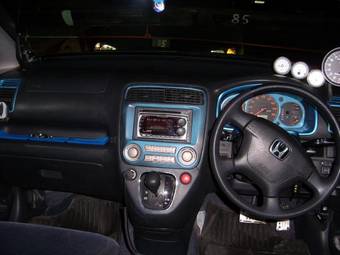 2000 Honda Stream Pictures