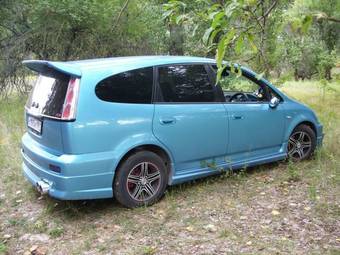 2000 Honda Stream Photos