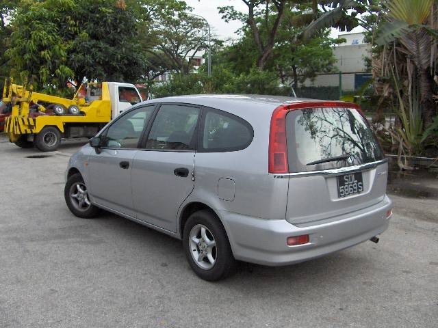 2001 Honda Stream