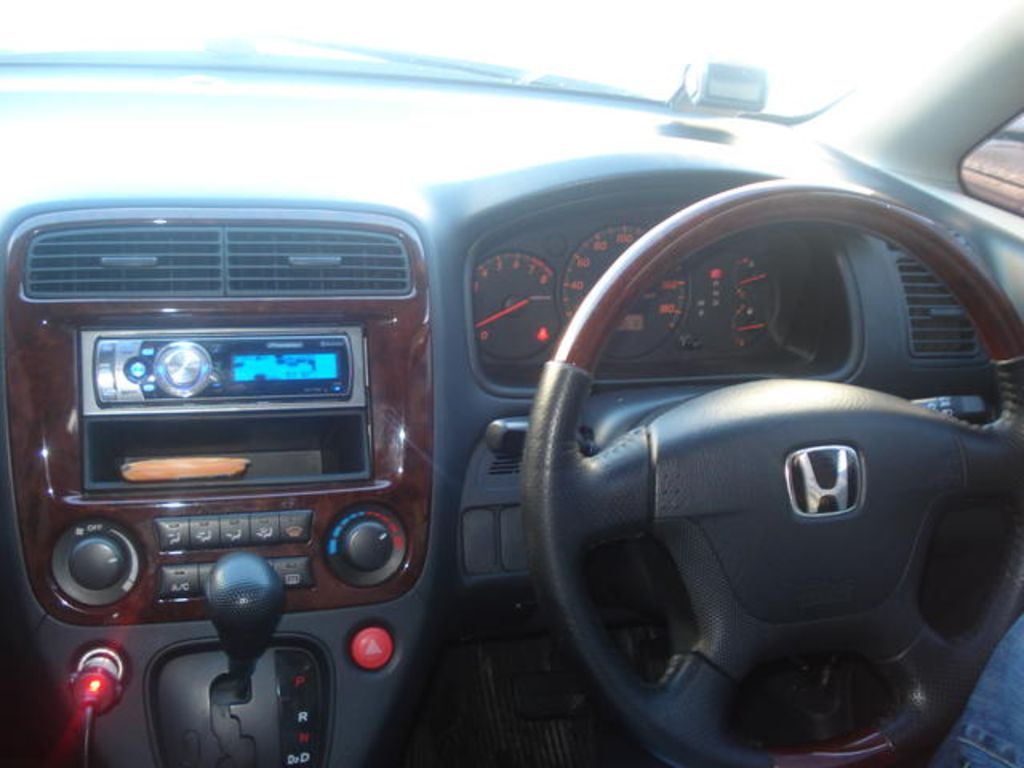 2001 Honda Stream