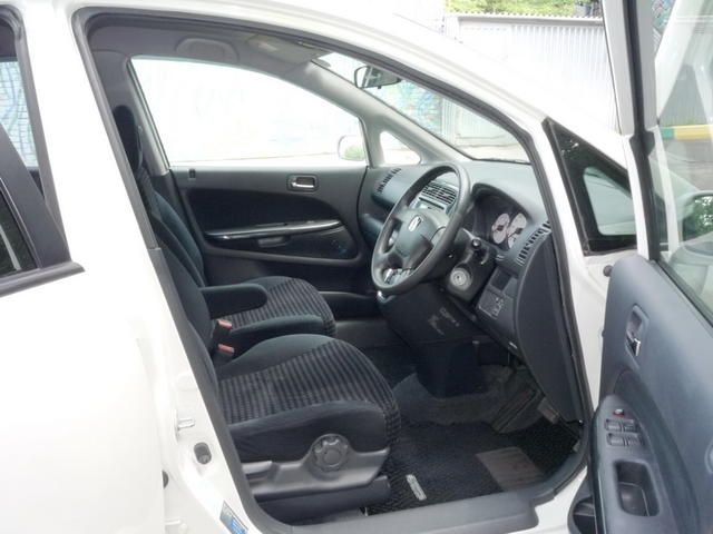 2001 Honda Stream