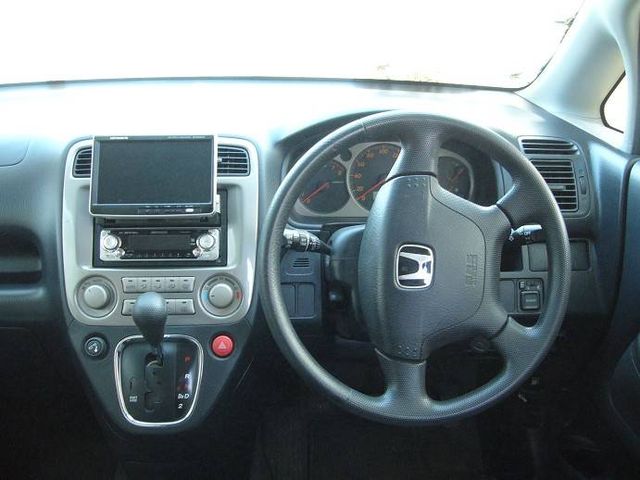 2001 Honda Stream