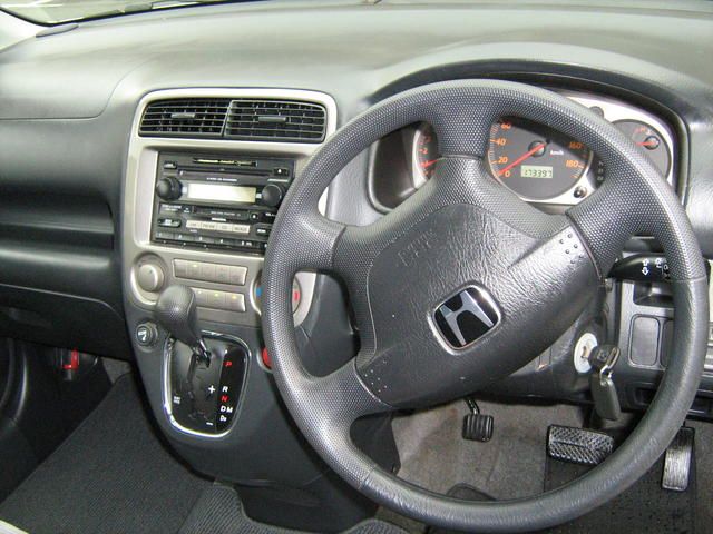 2001 Honda Stream