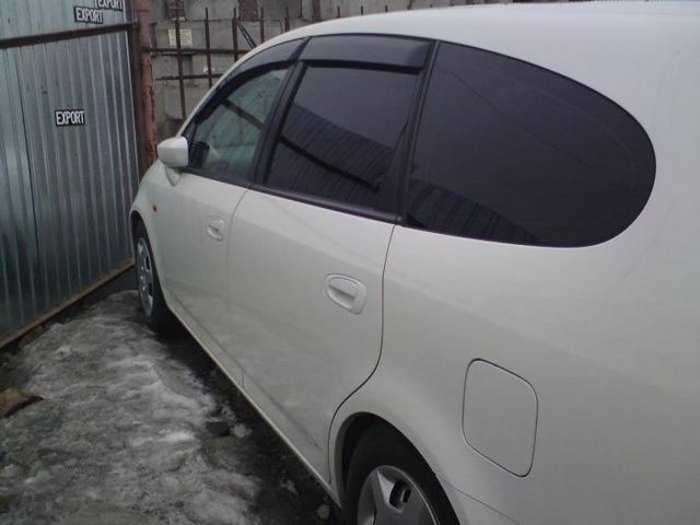 2001 Honda Stream