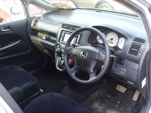 2001 Honda Stream