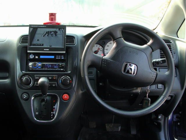 2001 Honda Stream