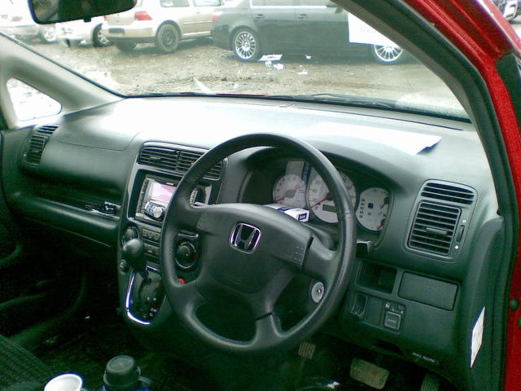 2001 Honda Stream