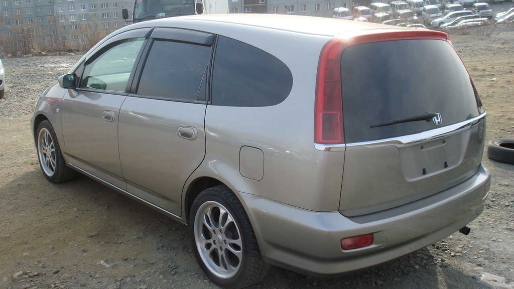 2001 Honda Stream