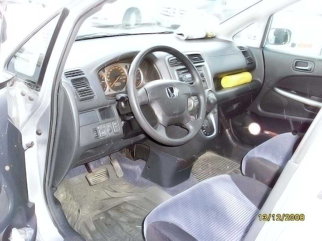 2001 Honda Stream