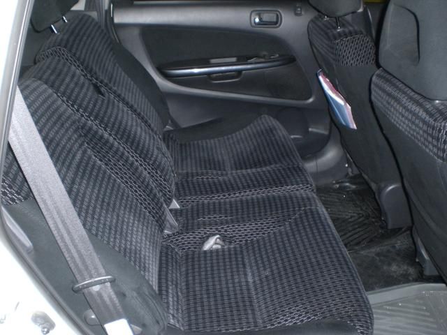 2001 Honda Stream