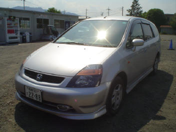 2001 Honda Stream Photos