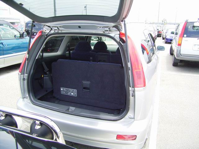 2001 Honda Stream Pictures