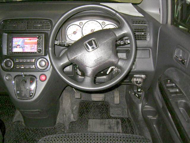 2001 Honda Stream Pictures