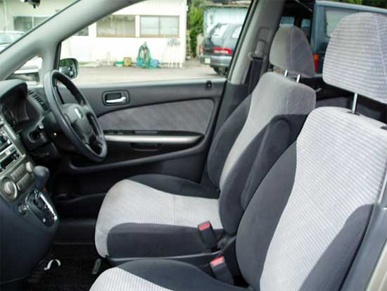 2001 Honda Stream Pics