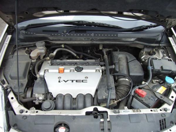 2001 Honda Stream Photos