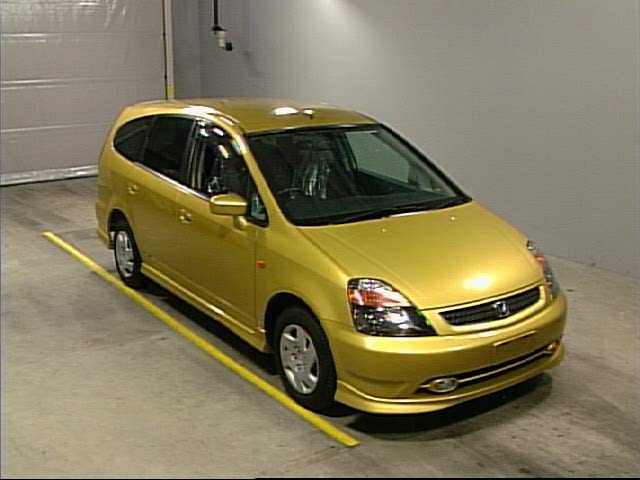 2001 Honda Stream Photos