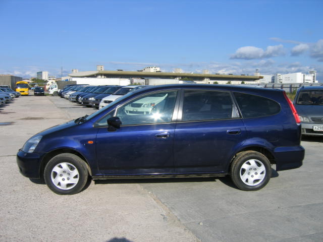 2001 Honda Stream Images