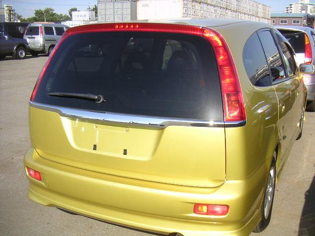 2001 Honda Stream Pictures
