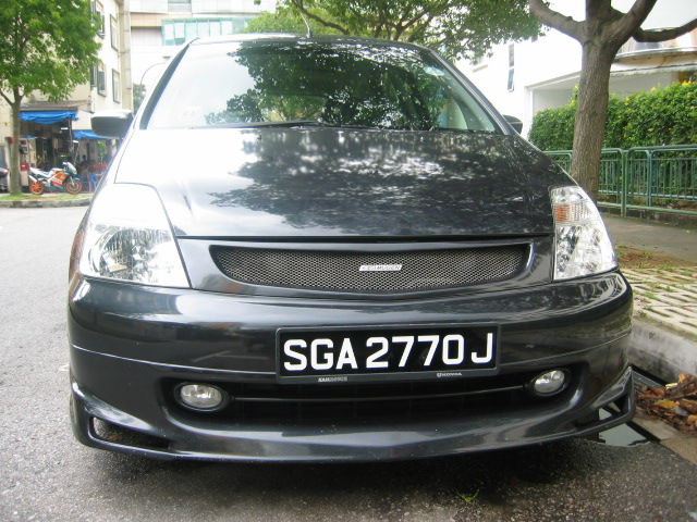 2001 Honda Stream Images