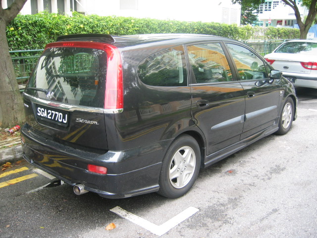 2001 Honda Stream Pictures