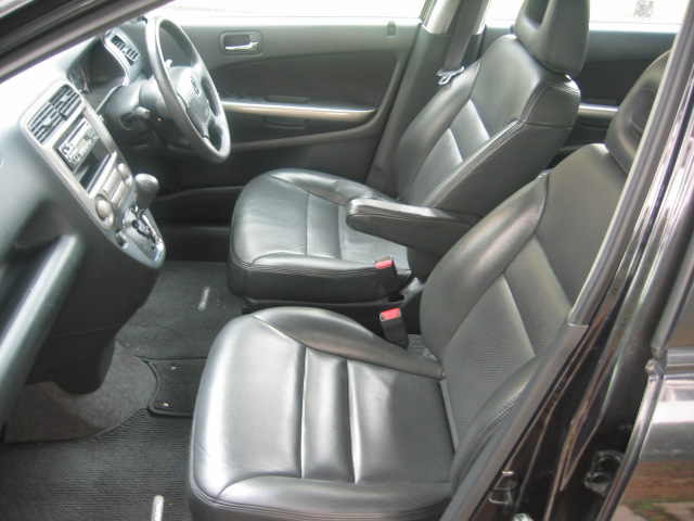 2001 Honda Stream Pictures