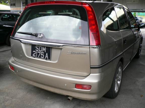 2001 Honda Stream Pictures