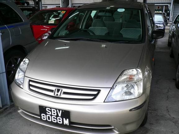 2001 Honda Stream Pictures