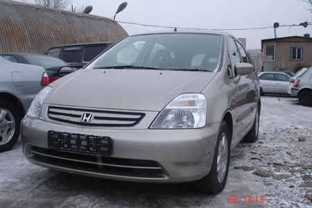 2001 Honda Stream Photos