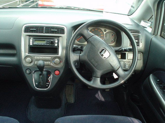 2001 Honda Stream Pictures