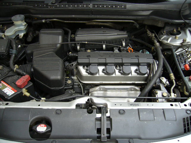 2001 Honda Stream Wallpapers