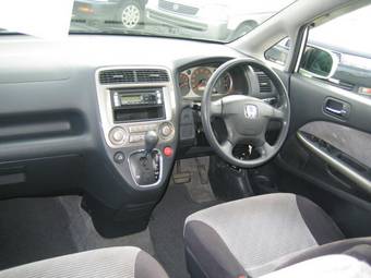 2001 Honda Stream Photos