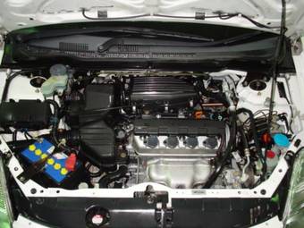 2001 Honda Stream Pictures