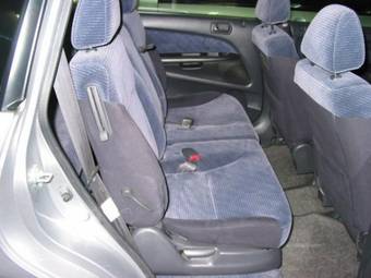 2001 Honda Stream Pictures