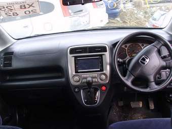 2001 Honda Stream Pictures