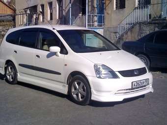 2001 Honda Stream Photos