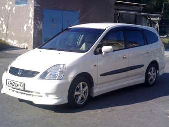 2001 Honda Stream Pictures